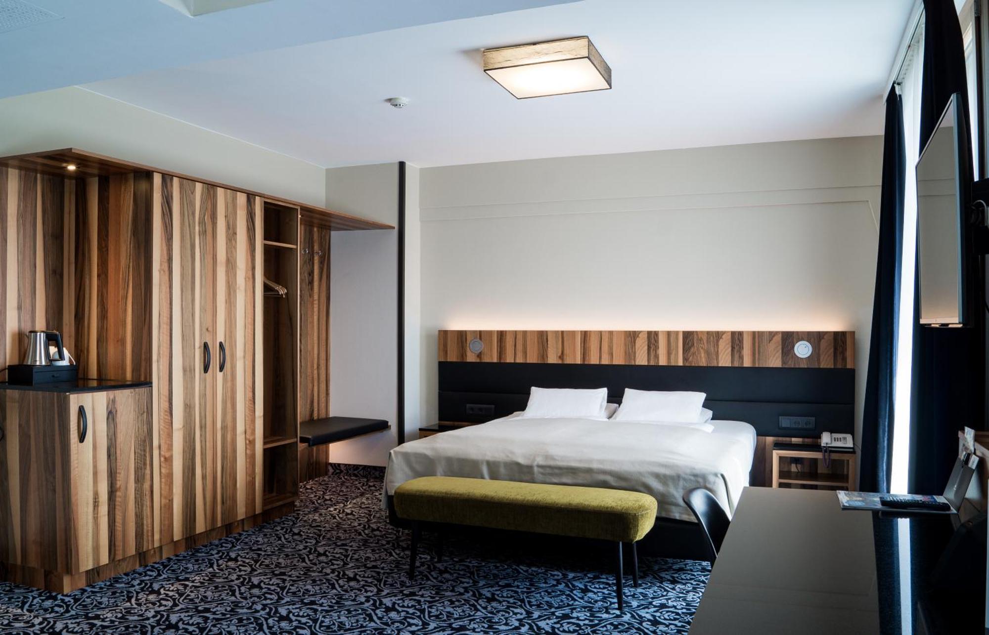 Hotel Grauer Baer Innsbruck Exterior photo